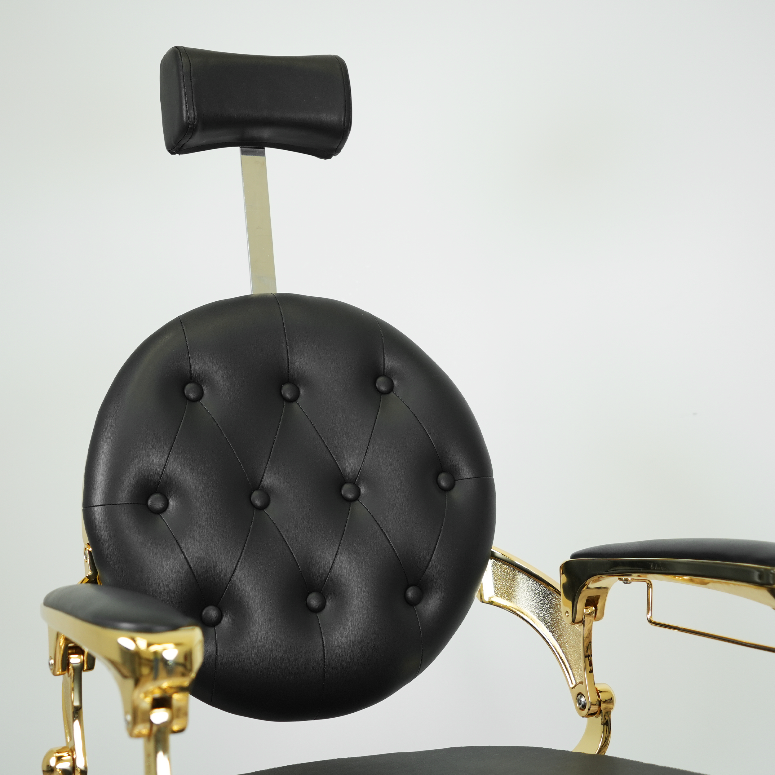 Luxor Barber Chair Gold