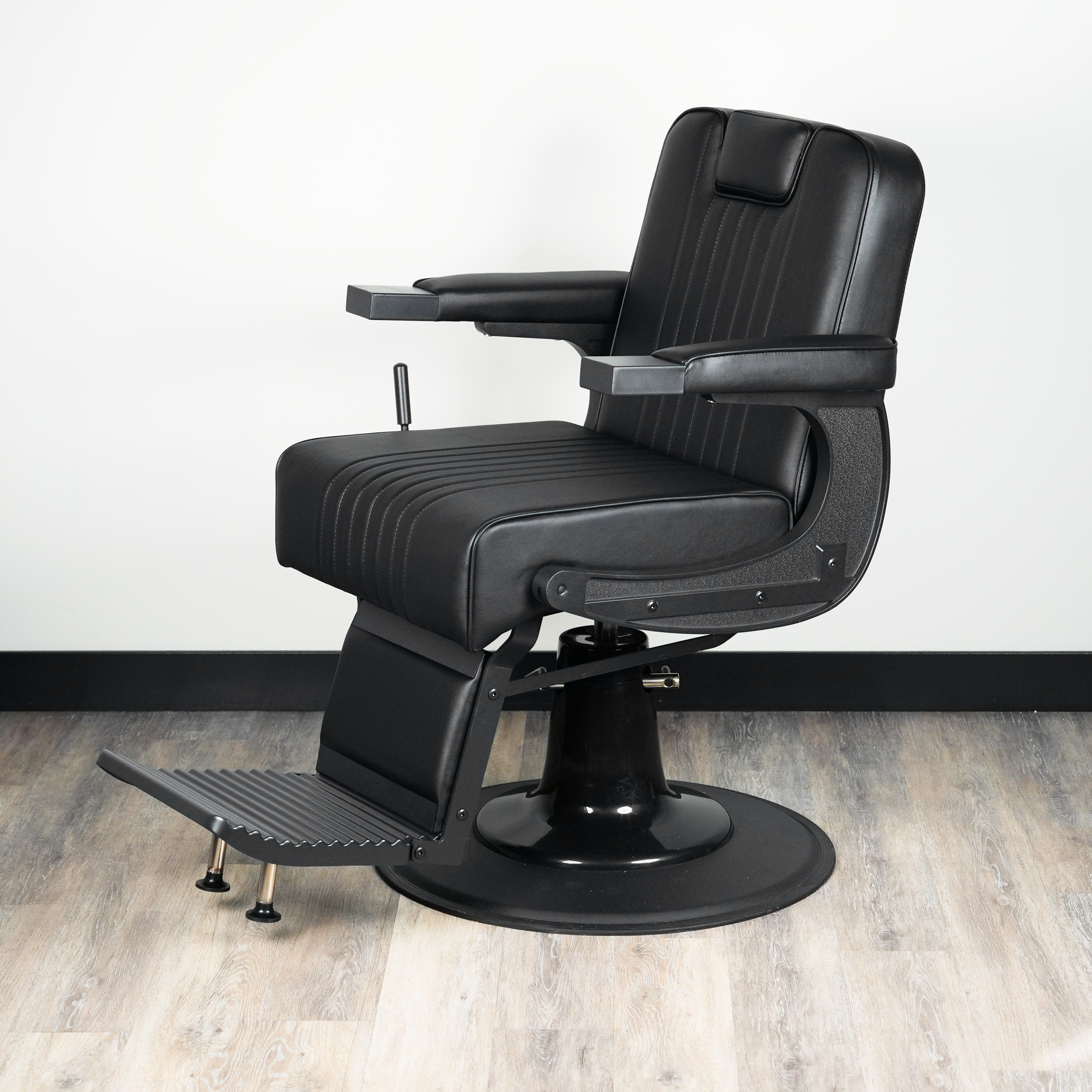 Cedrus Barber Chair - Black